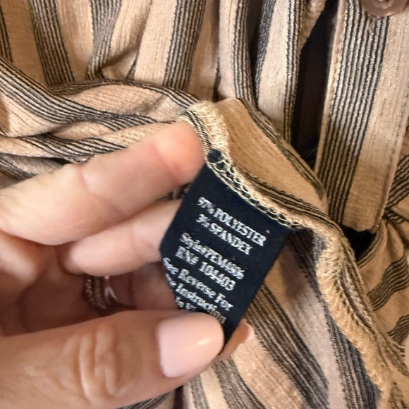 Flower & Feather Striped Button Down Shirt size 2XL women’s - Picture 5 of 7